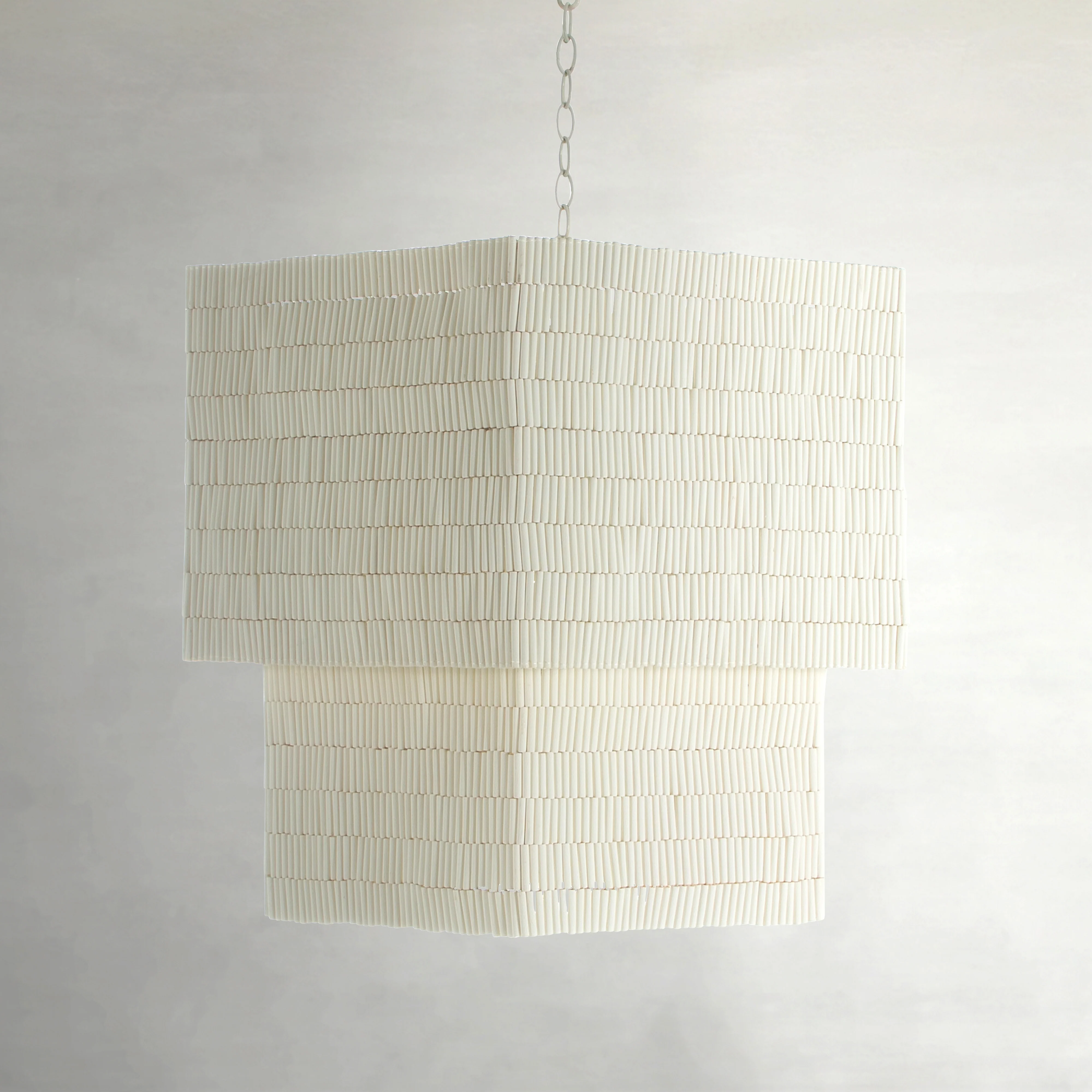 Eileen Chandelier